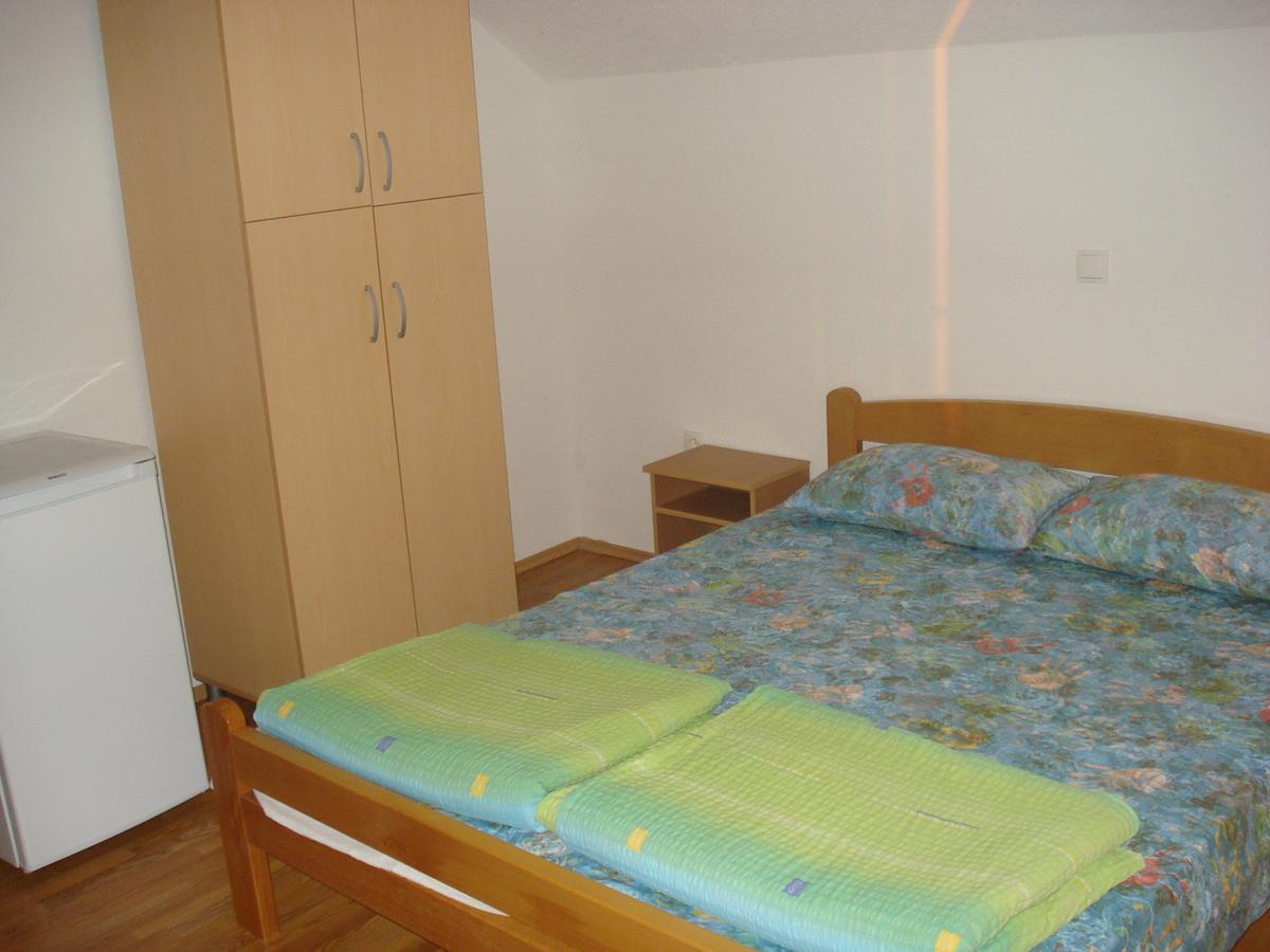 Guesthouse Zimovski Peštani Exterior foto